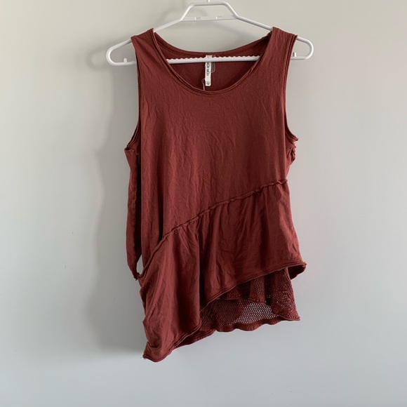 Mur Mur Layered Distressed Tank - Picture 1 of 3